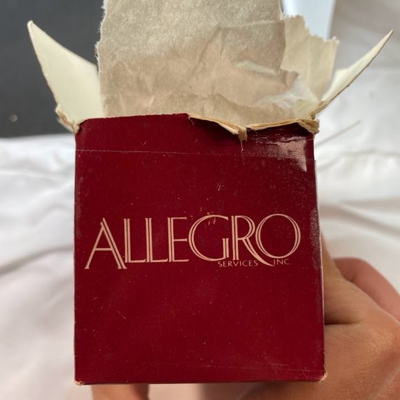 1982 Allegro Clear Plastic Floral Motif Napkin Holders Set of 8 Square Napkin - Picture 7 of 10